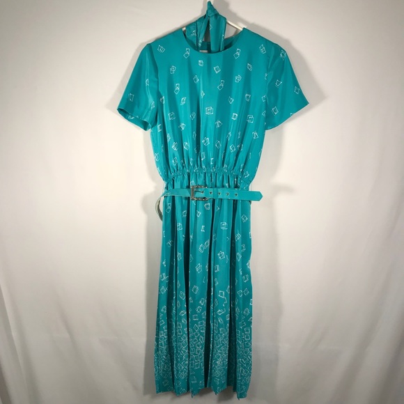 40 Vintage Dresses